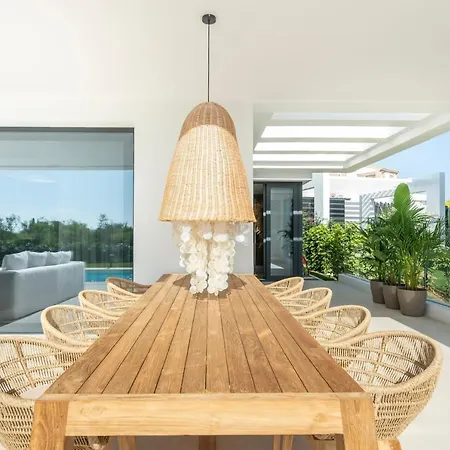 Contemporary, Newly Built Paraiso In Marbella Villa Estepona
