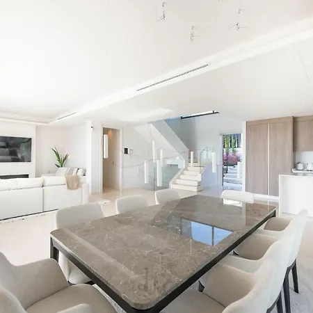 Contemporary, Newly Built Paraiso In Marbella Villa Estepona