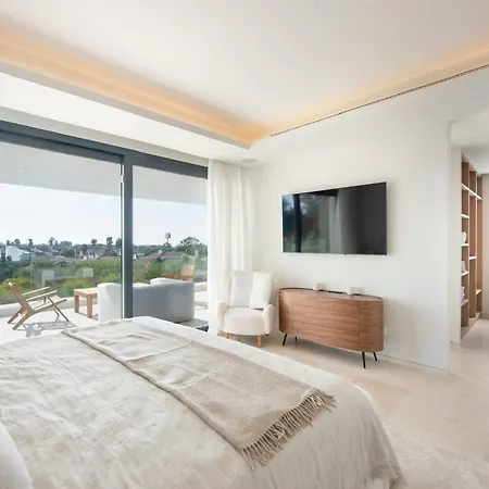 Villa Contemporary, Newly Built Paraiso In Marbella Estepona